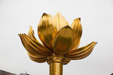 FS社员工称工资不高有加班 但工作像玩黑魂有成就感